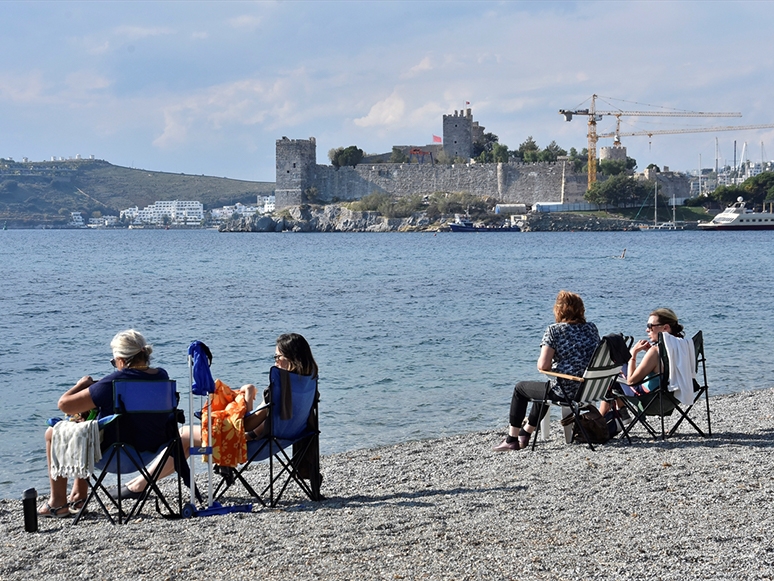 Turizm Merkezlerinde Güneşli Hava Yoğunluğu